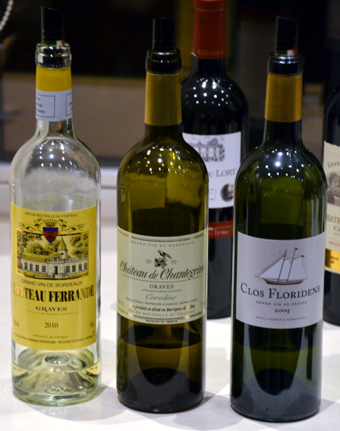 Drei weiße Graves-Weine zum Start: Château Ferrande Blanc 2010, Château Chantegrive Cuvée Caroline 2009 und Clos Floridene Blanc 2009