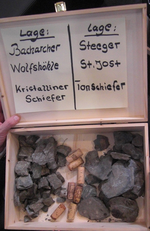 Unterschiedliche Schiefertypen am Mittelrhein