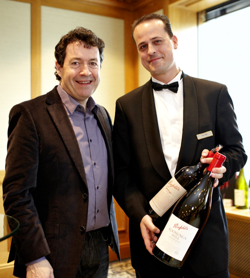 Penfolds Chief Winemaker Peter Gago mit Boris Häbel, dem Maître des Adlon